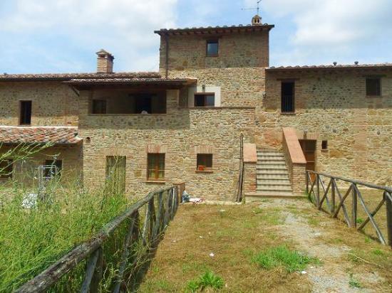 Porzione di casa in  Vendita  a Città della Pieve    102 mq  foto 2