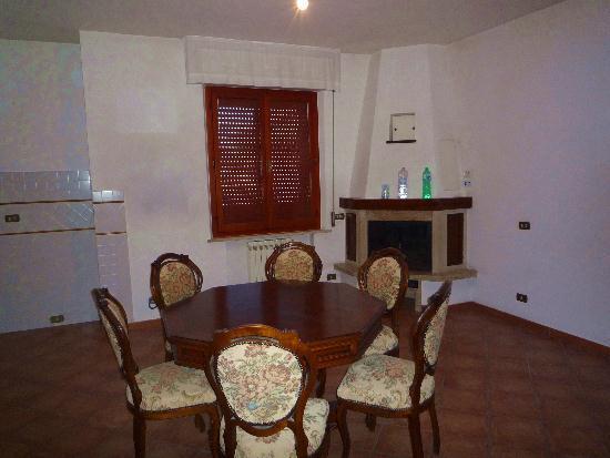 Porzione di casa in  Vendita  a Città della Pieve    220 mq  foto 6