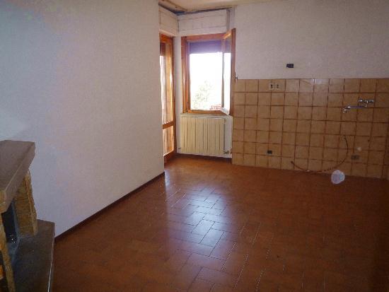 Appartamento in  Vendita  a Città della Pieve    95 mq  foto 2
