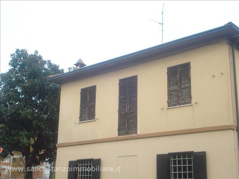 Appartamento in  Vendita  a Perugia   trilocale   90 mq  foto 2