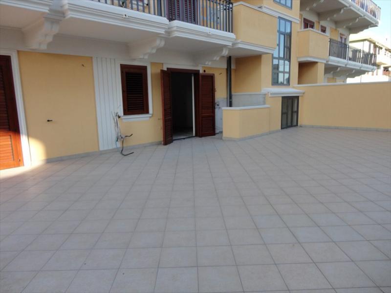 Appartamento in  Vendita  a Giarre   6 vani  105 mq  foto 9