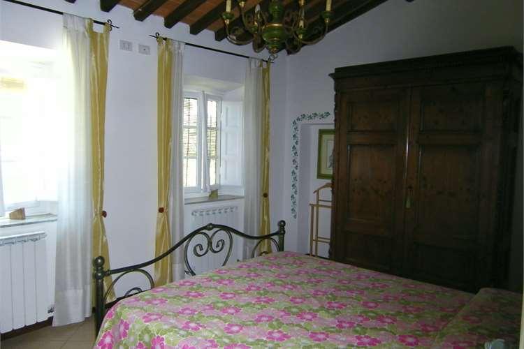 Porzione di casa in  Vendita  a Capannori   5 vani  100 mq  foto 6