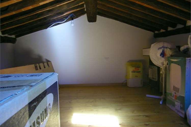 Porzione di casa in  Vendita  a Capannori   5 vani  100 mq  foto 9