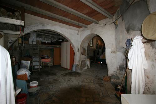 Appartamento in  Vendita  a Asciano    80 mq  foto 2