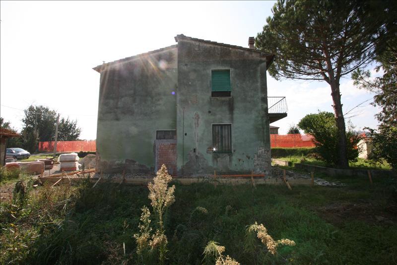 Casa singola in  Vendita  a Lucignano    250 mq  foto 7
