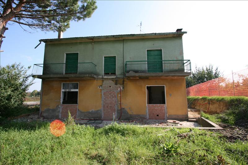 Casa singola in  Vendita  a Lucignano    250 mq  foto 8