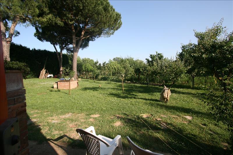 Casale  in  Vendita  a Torrita di Siena   7 vani  100 mq  foto 10