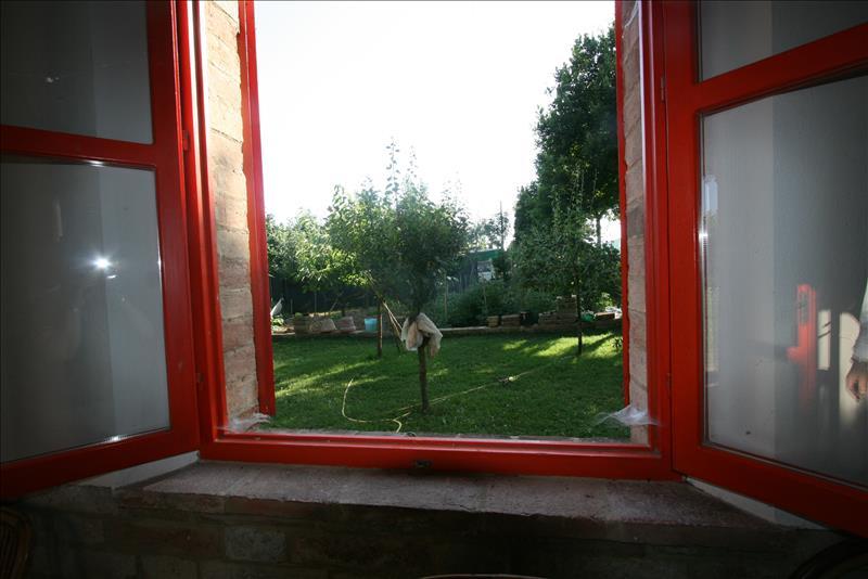 Casale  in  Vendita  a Torrita di Siena   7 vani  100 mq  foto 9