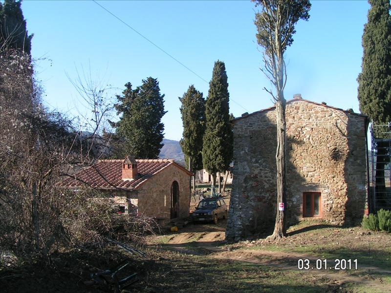 Villa in  Vendita  a Bucine    360 mq  foto 5