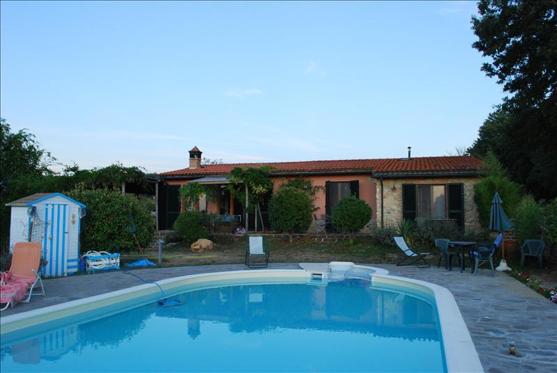 Villa in  Vendita  a Siena   6 vani  140 mq  foto 7