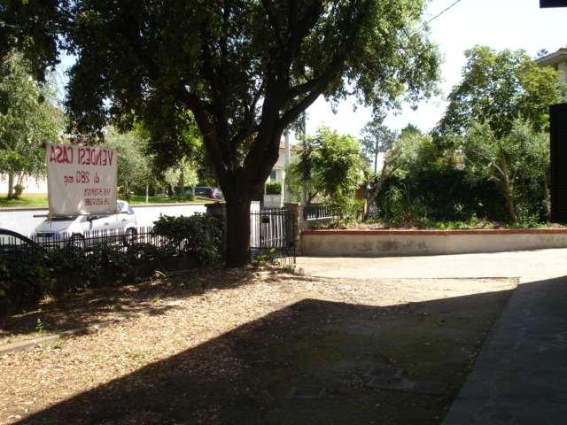 Villa in  Vendita  a Castelfranco di Sotto   9 vani  280 mq  foto 2