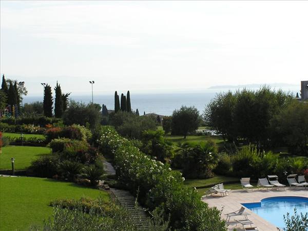 Appartamento in  Vendita  a Padenghe sul Garda    130 mq  foto 7