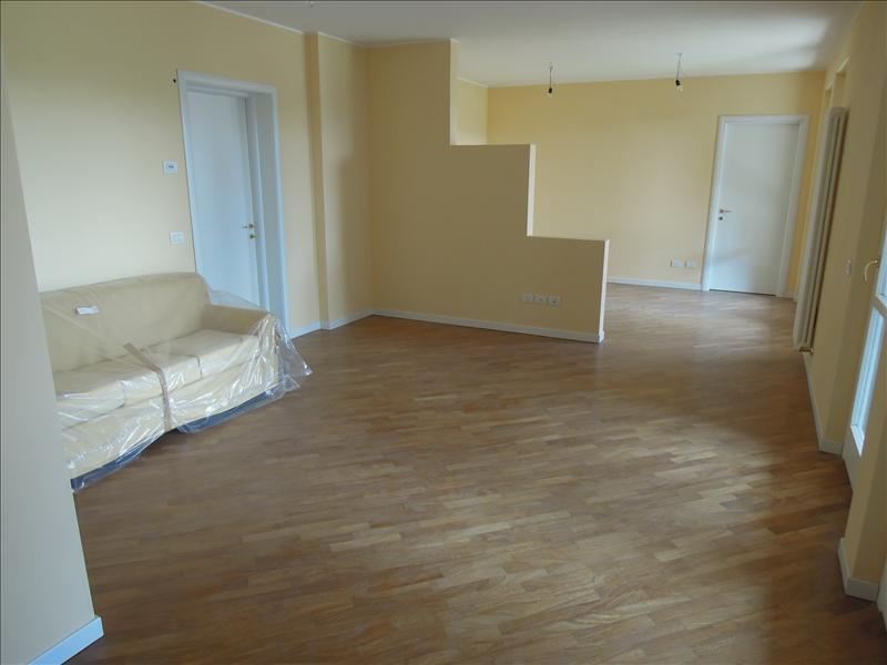 Appartamento in  Vendita  a Podenzano    115 mq  foto 3
