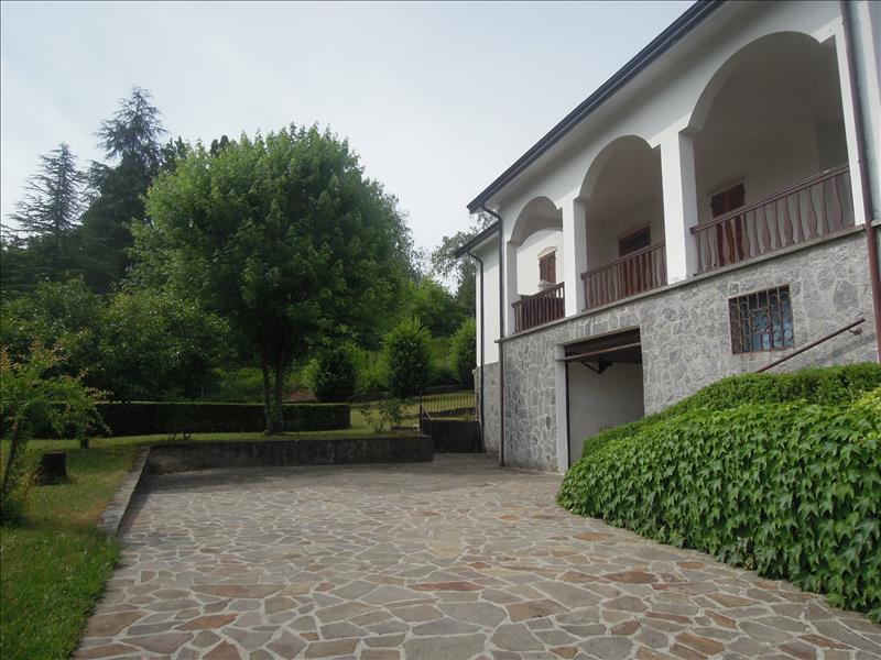Villa in  Vendita  a Rivergaro   trilocale   135 mq  foto 4