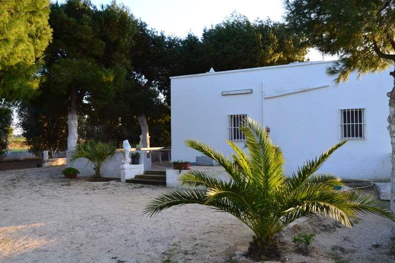 Villa in  Vendita  a Carovigno    60 mq  foto 2