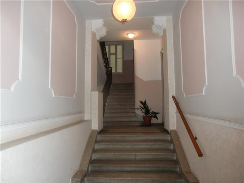 Appartamento in  Vendita  a Trieste    65 mq  foto 1